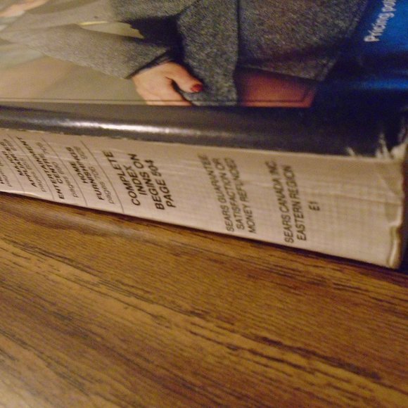 1984 SEARS CANADA, FALL AND WINTER, DEPARTMENT STORE CATALOG. RARE!!! - Picture 3 of 7